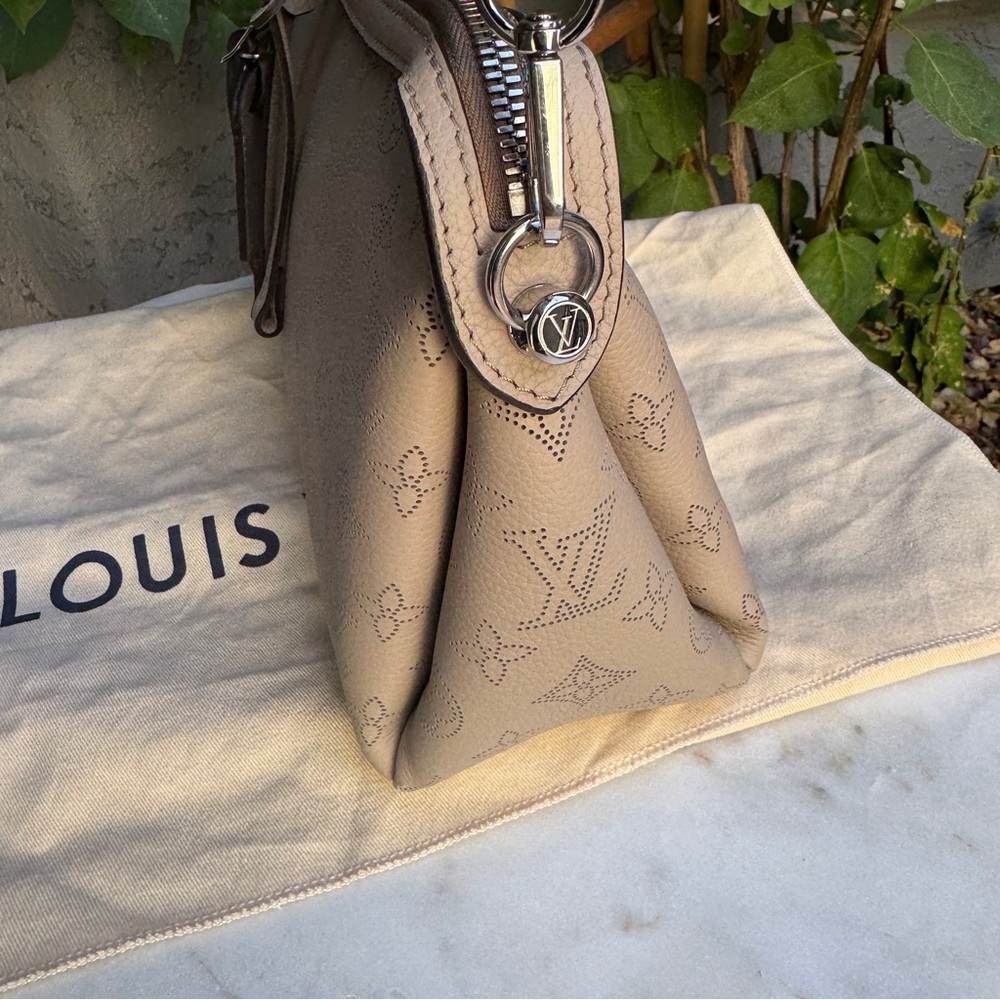 SOLD Louis Vuitton Monogram Mahina Leather Hand It All PM Crossbody - Picture 9 of 16